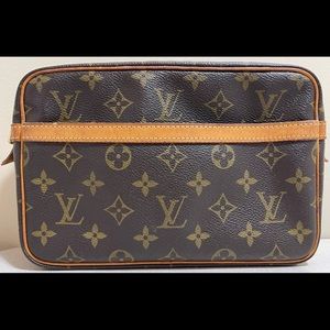 Authentic Louis Vuitton Compiegne 23 Monogram Strapless Clutch